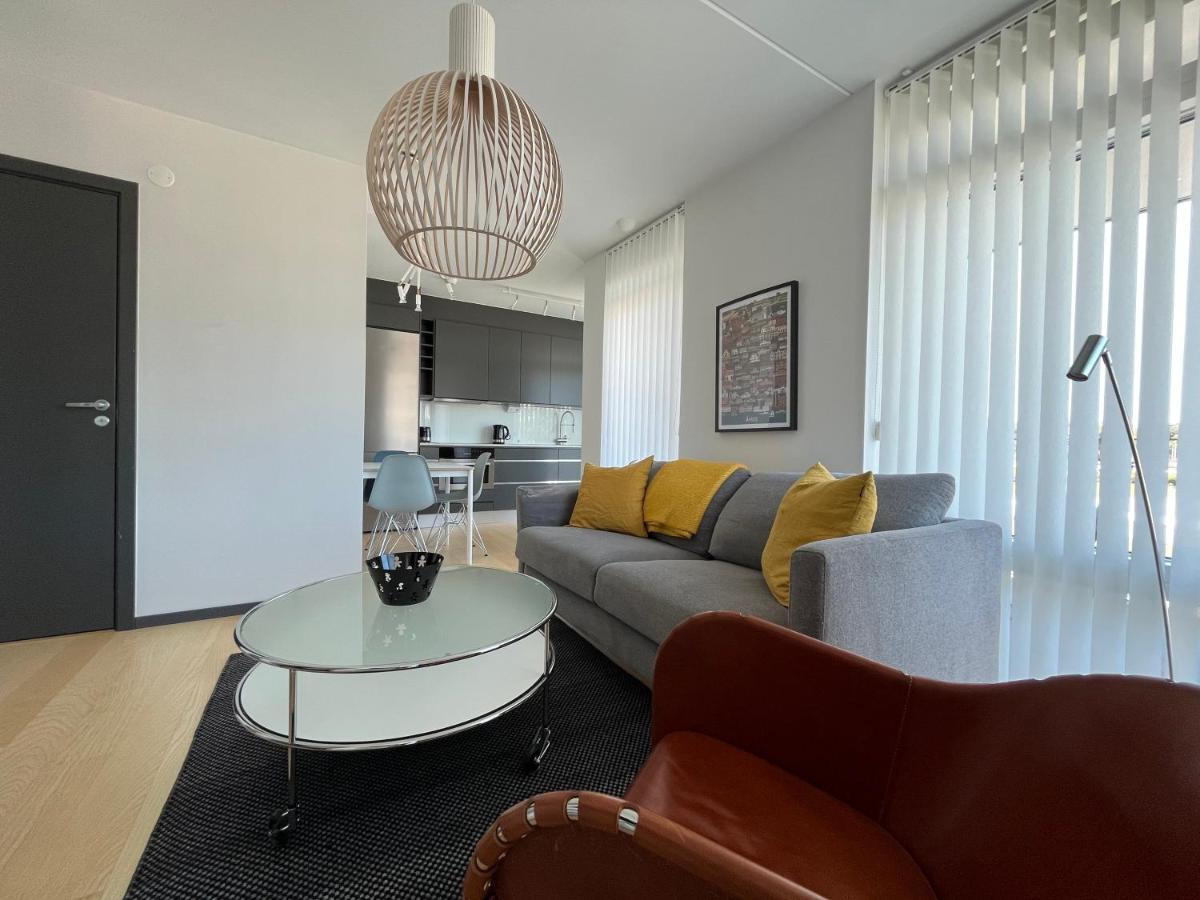 Ahusbrygga Apartment Hotel Экстерьер фото